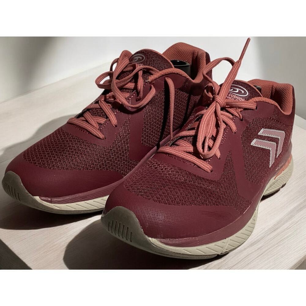 Dr. Scholl's Women's to The Point Sneaker women’s‎ sz 10 maroon